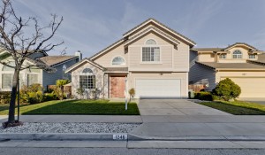 1246 Littleton Dr in San Jose Front