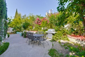 1564 Mission Springs Cir San-large-043-Backyard-1500x1000-72dpi