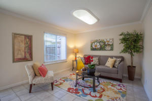 1941 Sweetgum Ct San Jose CA Living room