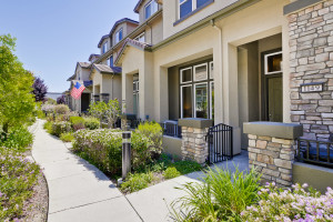 Front 1