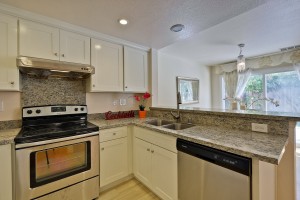 022_kitchen