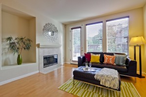 024_family-room