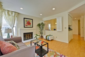 028_family-room
