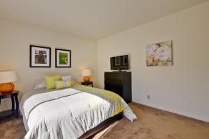 035_bedroom
