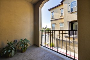 036_balcony