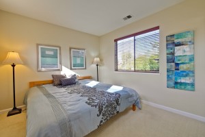 040_bedroom