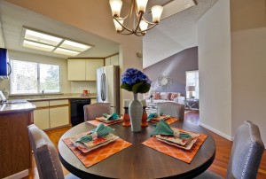 012_dining-room