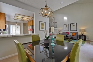 017_dining-room