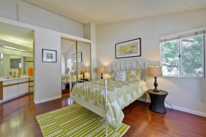 022_master-bedroom