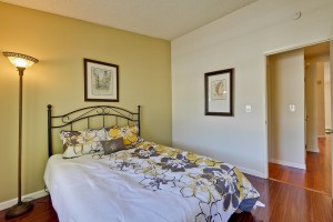 029_bedroom