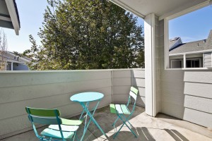 035_balcony