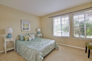 039_bedroom