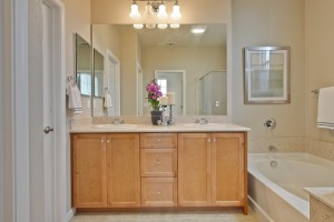 023_Master Bathroom