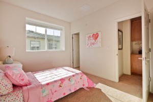 032_Bedroom