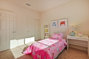 034_Bedroom