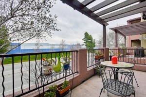037_Balcony