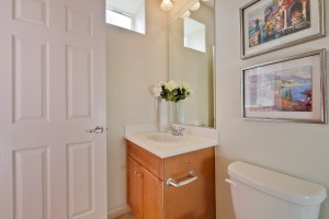 040_Bathroom