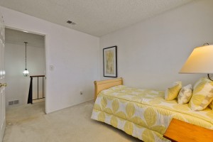 044_Bedroom