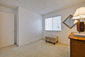 048_Bedroom