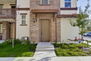 005_Front