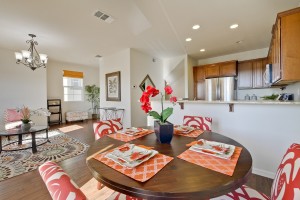 016_Dining Room