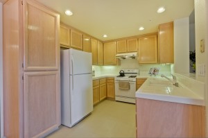 021_Kitchen