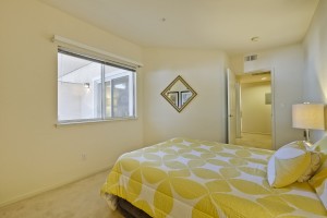 037_Bedroom