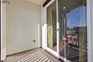 045_Balcony