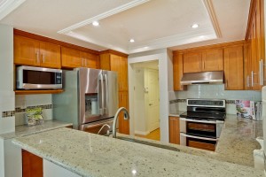 013_Kitchen