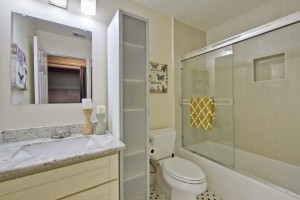030_Bathroom