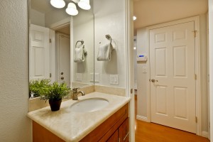 038_Bathroom