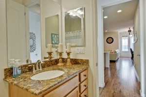 040_Bathroom