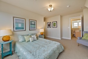 043_Bedroom