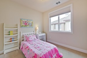 046_Bedroom