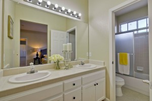 027_Master Bathroom